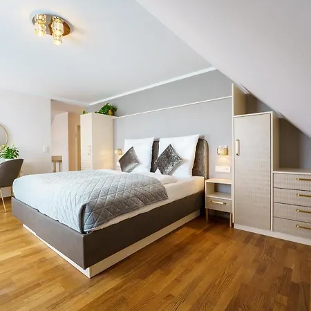 Hotel Wilder Mann Меерсбург Экстерьер фото