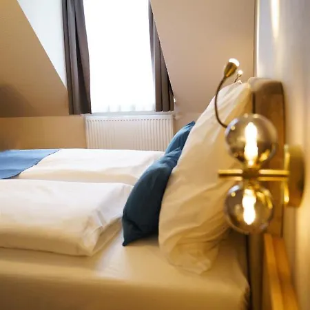 Hotel Wilder Mann Меерсбург Экстерьер фото