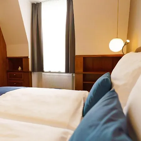 Hotel Wilder Mann Меерсбург Экстерьер фото